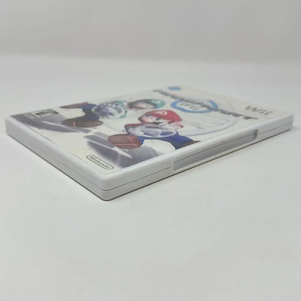 Nintendo Mario Kart Wii Video Game Complete w Manual Case Disc Classic Racing E